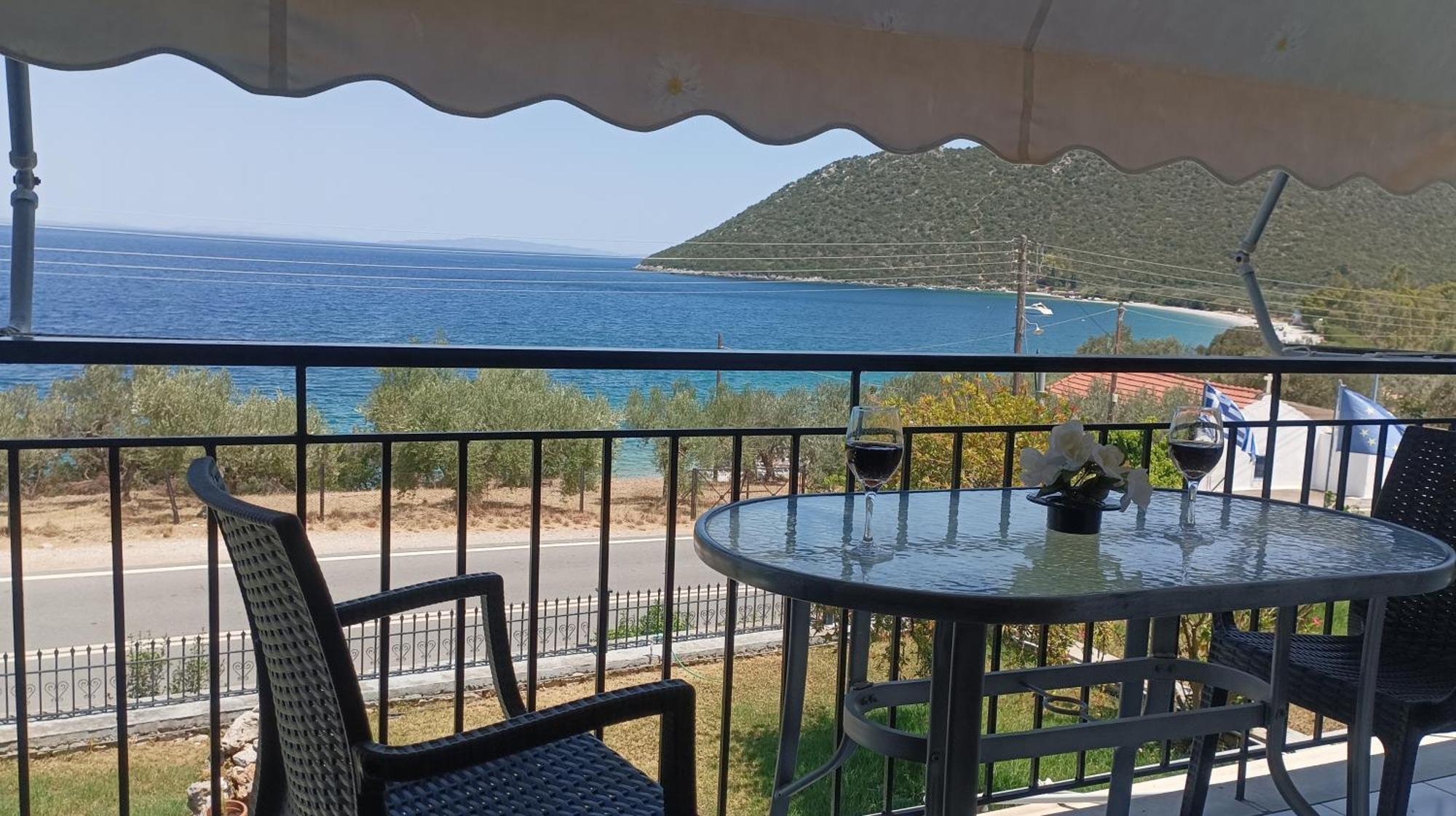 Studios Zaritsi Tirós Dış mekan fotoğraf