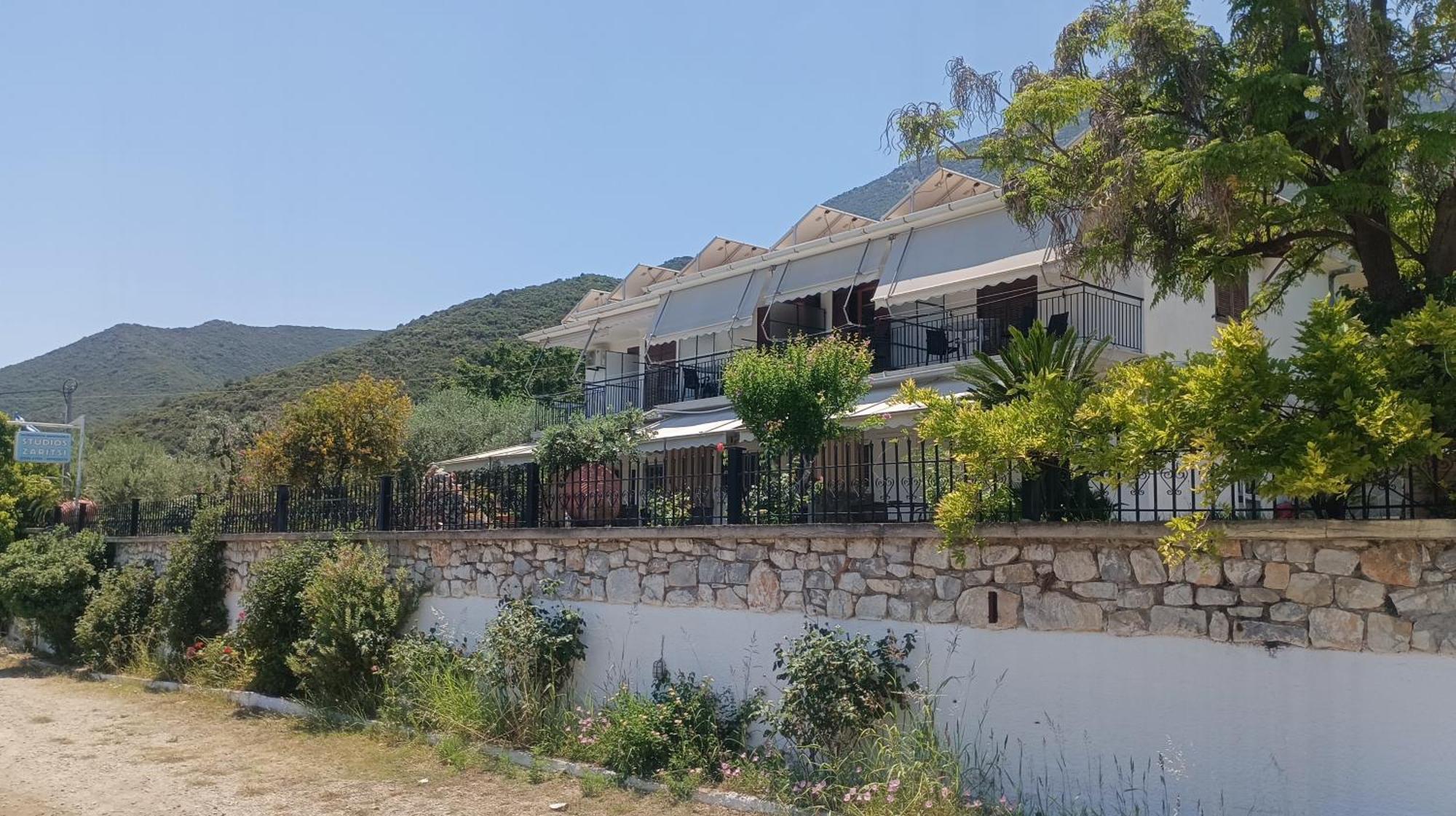 Studios Zaritsi Tirós Dış mekan fotoğraf