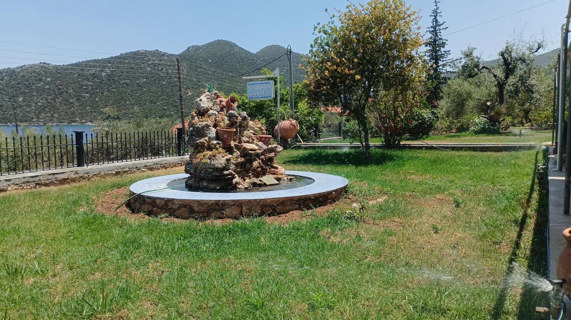 Studios Zaritsi Tirós Dış mekan fotoğraf